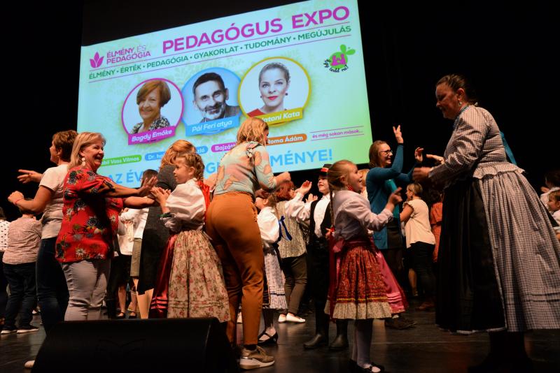 Pedagógus Expo-n léptek fel az Így tedd rá! táncosai