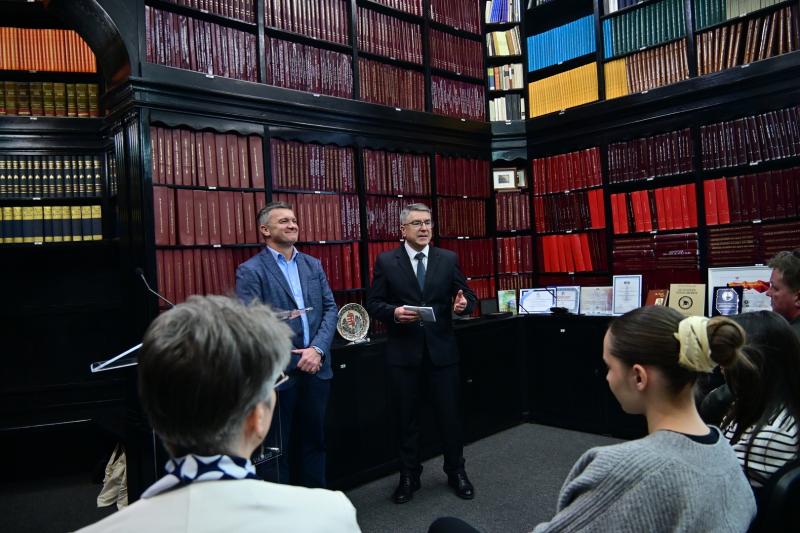 Rászoruló hallgatók támogatása 2025 decemberében