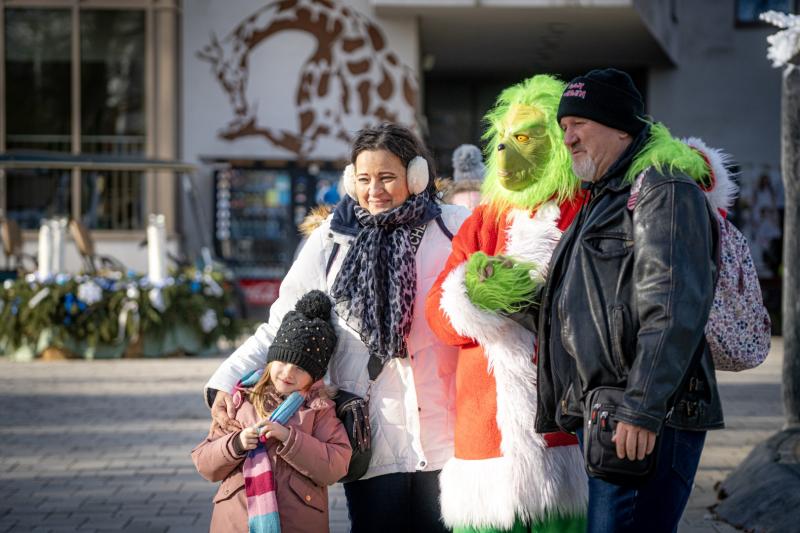 Sarkvidéki karácsony a LEGO gyárral a Nyíregyházi Állatparkban