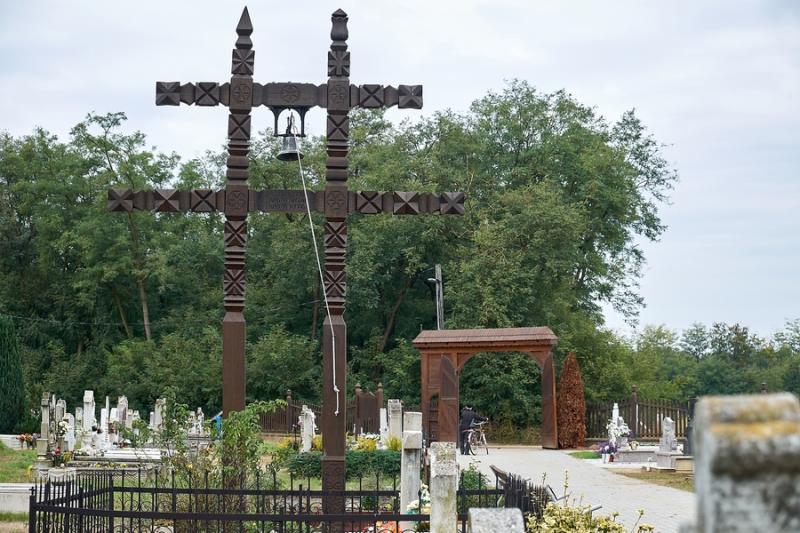 Sóstóhegyi temető felújítása