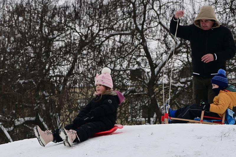 Szánkózás a Robinson-dombon