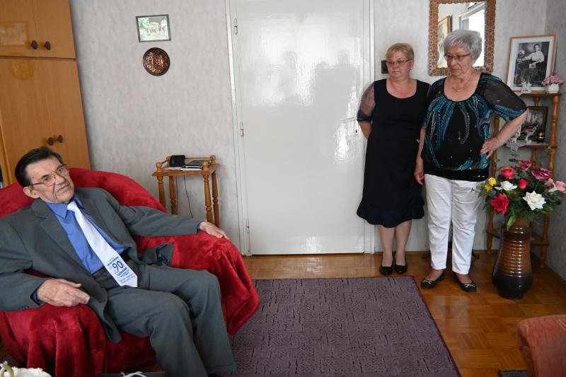 Szépkorú köszöntés - Huczik Lajos 90 éves