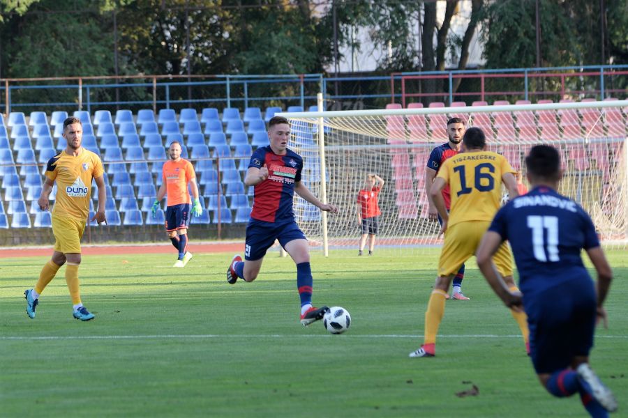 Szpari-Tiszakécske labdarúgó mérkőzés