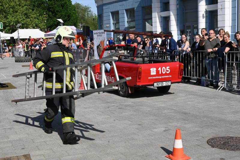 Sztárek Ferenc Tűzoltó Erőpróba Nyíregyházán