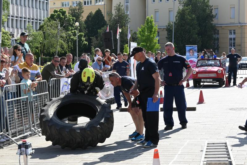 Sztárek Ferenc Tűzoltó Erőpróba Nyíregyházán