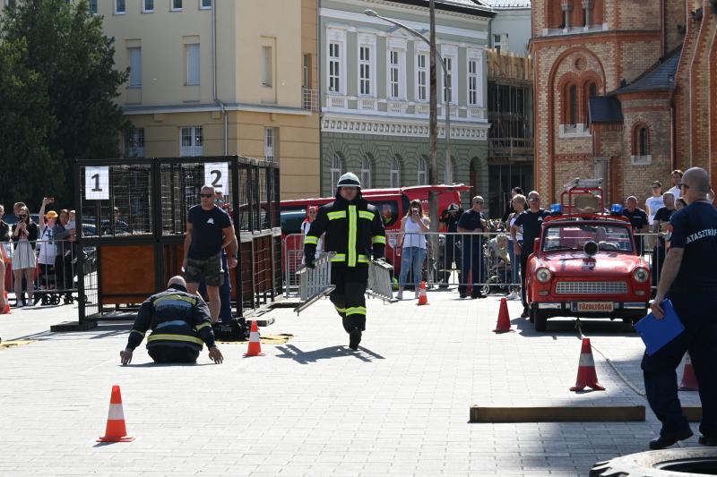 Sztárek Ferenc Tűzoltó Erőpróba Nyíregyházán