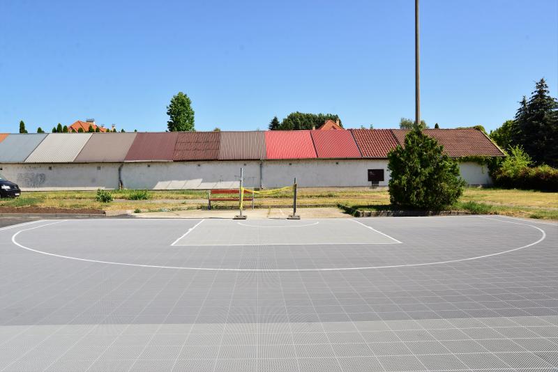 Új kosárlabda pálya épült a Törpe utcán