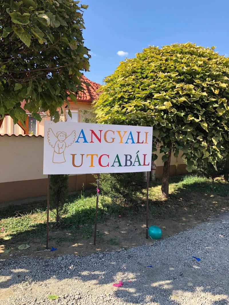 Utcabál az Angyal utcában