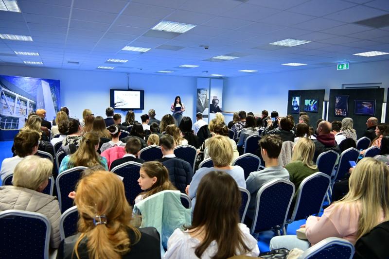 Váci szavalóverseny a kulturális központban - 2026