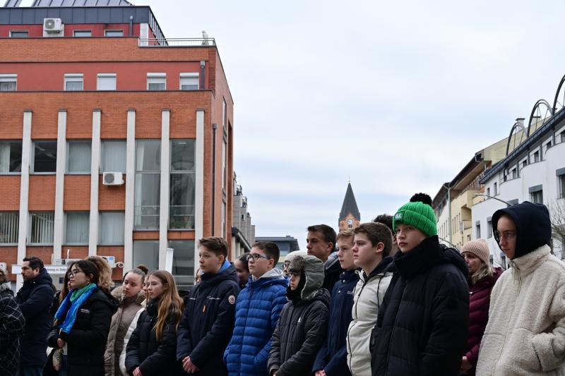 Váci100 - Több helyszínen emlékeztek meg az íróról