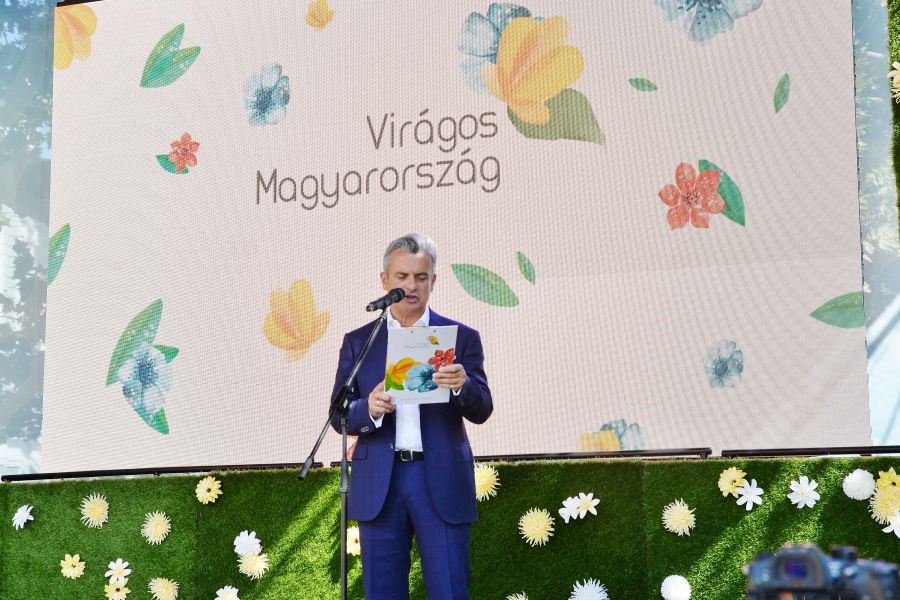 Virágos Magyarország - díjátadó a Kossuth téren