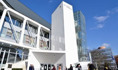 A Váci Mihály Kulturális Központban már a Költészet napjára készülnek