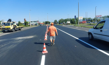 Kosbor utca: befejeződött az aszfaltozás és a felfestés
