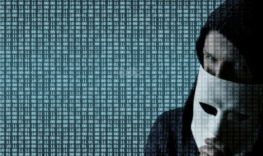 Az online tér csalói nyáron sem pihennek!