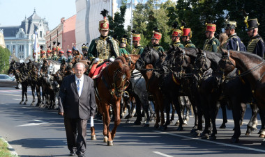 Nyergelj, fordulj! - XIX. alkalommal rendeznek huszártalálkozót Nyíregyházán