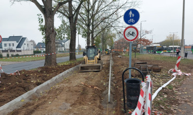 Felújítják a járdát és a kerékpárutat a Szalag utcán                               