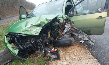 Halálos frontális ütközés a 4-es főúton - a vétlen sofőr hunyt el