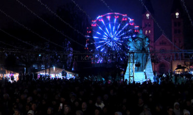  Meglepetés flashmobbal kápráztatták el a nyíregyháziakat! - Videó!