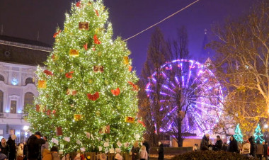 Nézze meg videónkon Nyíregyháza idei adventi forgatagát!