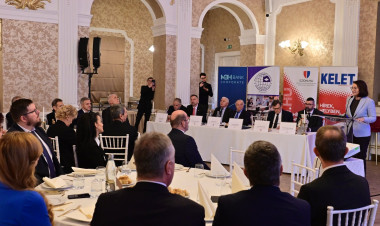 TOP 100 díjátadó Nyíregyházán: gazdaságbarát kormányzati környezet és dinamikus adónövekedés