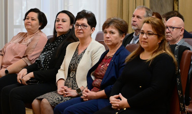 Érdemi Elismeréseket adtak át a Roma Nemzetiségi Önkormányzat rendezvényén