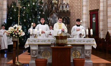 Vízkereszt - ilyen volt a mise a Magyarok Nagyasszonya Társszékesegyházban