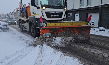 Újabb 15 centiméter hó esett Nyíregyházán – éjjel-nappal dolgozik a hószolgálat