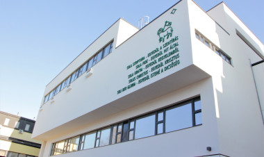 A Földtől a csillagokig – jótékonysági esttel segítenek a jövő tudósain