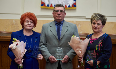 Elismerték a civilek munkáját  - A nyíregyházi dr. Hudákné Fábián Nóra is átvehette a díjat