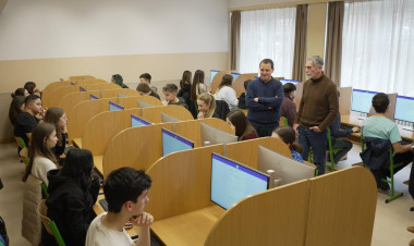 Rekordnevezés és meglepetésvendég az Eötvös Gyakorlóiskolában