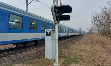 Tragédia a síneken: ismeretlen férfit gázolt el a vonat Nyírtelek és Füzesbokor között