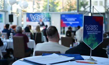 Népszerű a Széchenyi Kártya Program -  Közel 2100 vállalkozás jutott több mint 100 milliárd forint hitelhez 