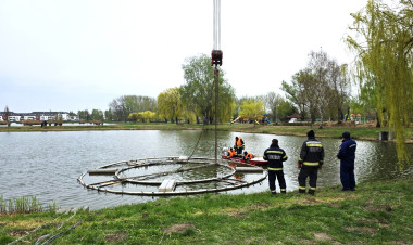 Újra üzemel a Bujtosi-tó úszó szökőkútja