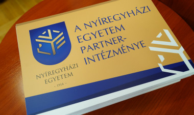 „A pedagógus a személyiségével is tanít” – partnerintézményeit ismerte el a Nyíregyházi Egyetem