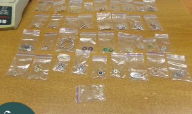 Aranyékszerekkel teli táskát találtak a határon – 15 milliós fogás Beregsuránynál