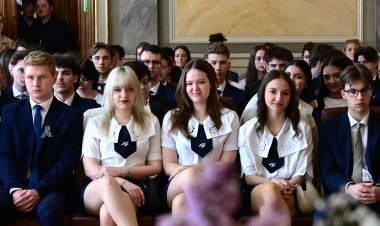 Központi Ballagás – Jelképes búcsút vettek a végzősök