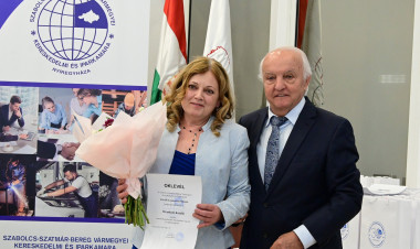 Elismerés a legjobbaknak – Ünnepi díjátadó a kamarában