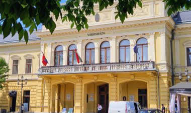 Belvárosi üzletek és irodák várnak bérlőre Nyíregyházán