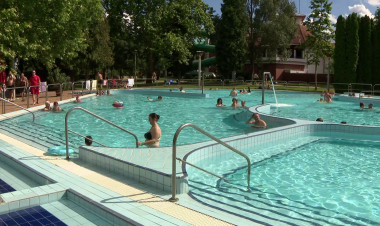 Strandszezon - Szombattól teljes kapacitással működnek a nyíregyházi fürdők