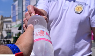 Ingyenes vízosztással készül a hőségre a MÁV Nyíregyházán