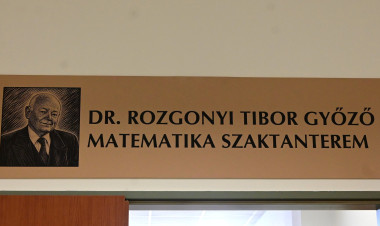 Névadó – Szaktantermet neveztek el dr. Rozgonyi Tibor Győzőről