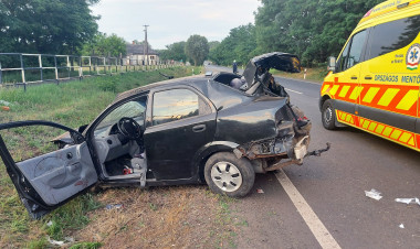 Életveszélyesen megsérült egy ittas sofőr a 4-es főúton
