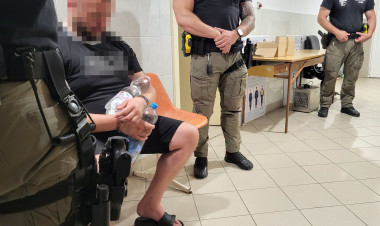 Egyszerre két drogdílert fogtak el a rendőrök – Kábítószert, készpénzt és autókat is lefoglaltak