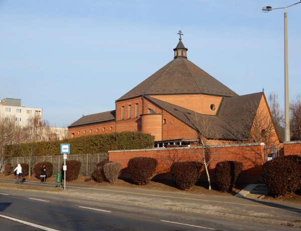 A jósavárosi görögkatolikus templom - Harang, kettős kereszt