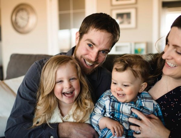 Novák Katalin szerint soha ennyi segítséget nem kaptak a családok és a fiatalok