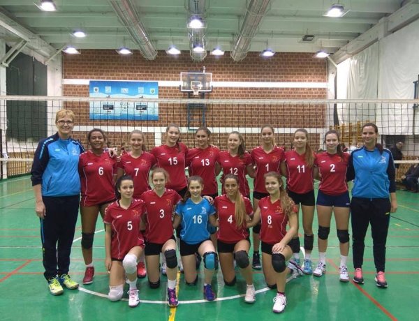 Három meccs, három győzelem - újabb lépés a döntő felé az U17-es csapatnál