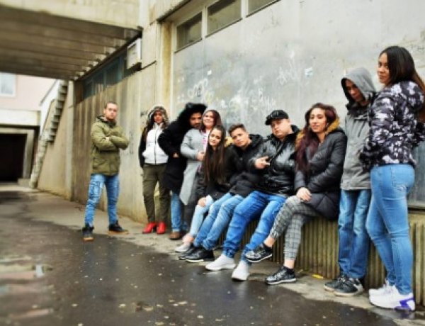 „Legalább nulláról kezdeni"- Fórum színház az adósságcsapdákról 