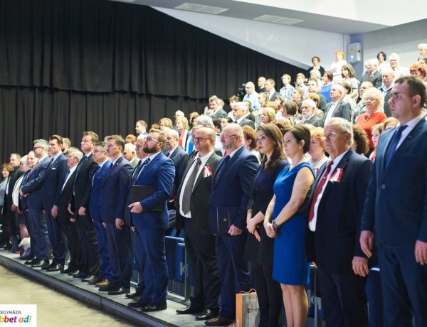 A lengyel-magyar barátságot ünnepelték Nyíregyházán, a Váci Mihály Kulturális Központban