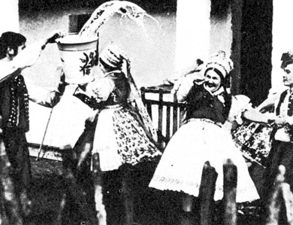 Múltunkról a jövőnek - Régi húsvétok emlékei a Jósa András Múzeumban