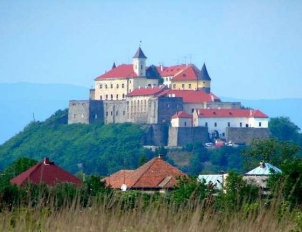 Művelődéstörténeti barangolások Kárpátalján - előadások a KÉSZ rendezvényén